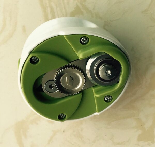 EdgeSafe™ Compact Can Opener